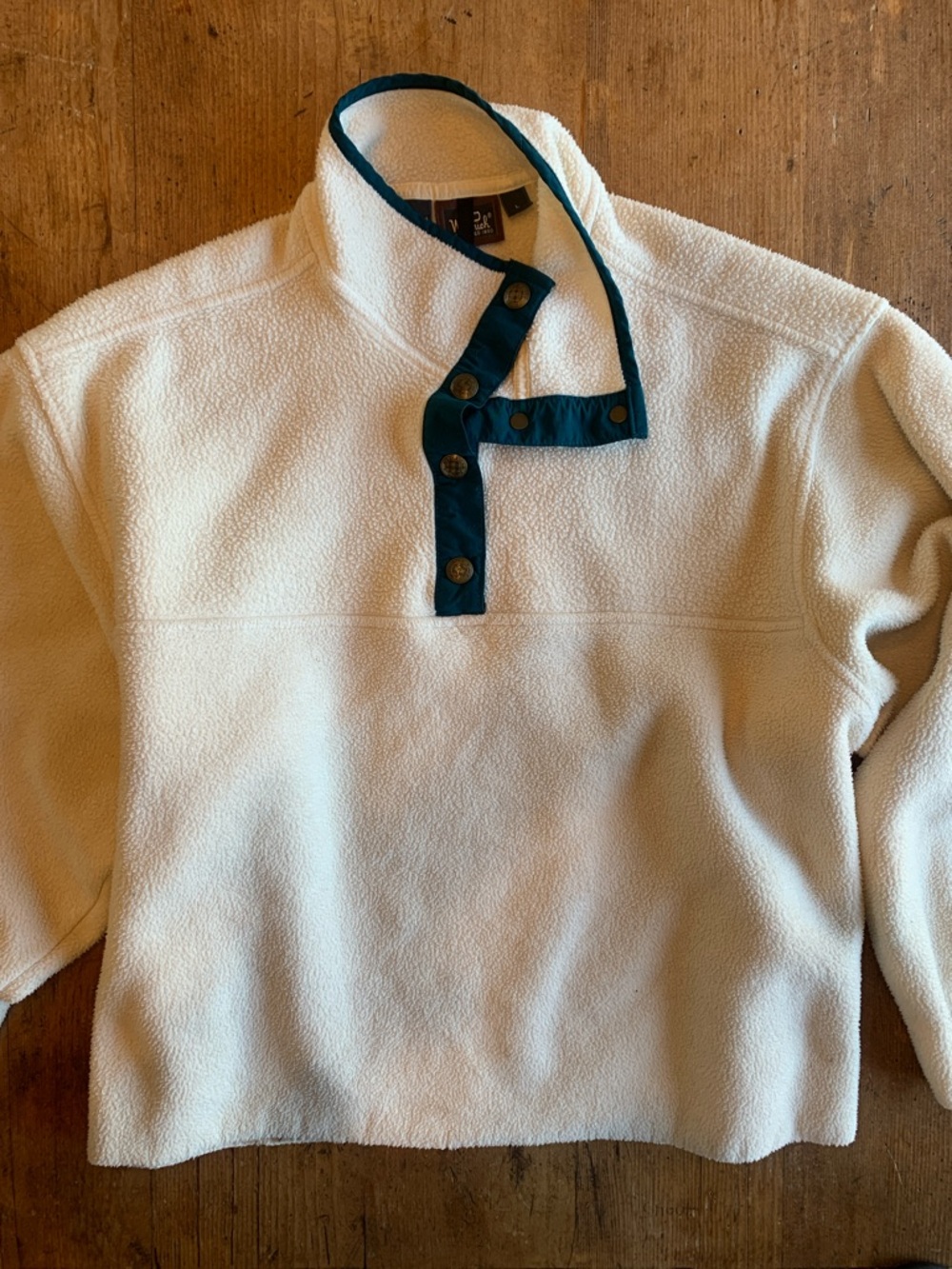 Woolrich Cream Fleece Pullover with Teal Collar Trim